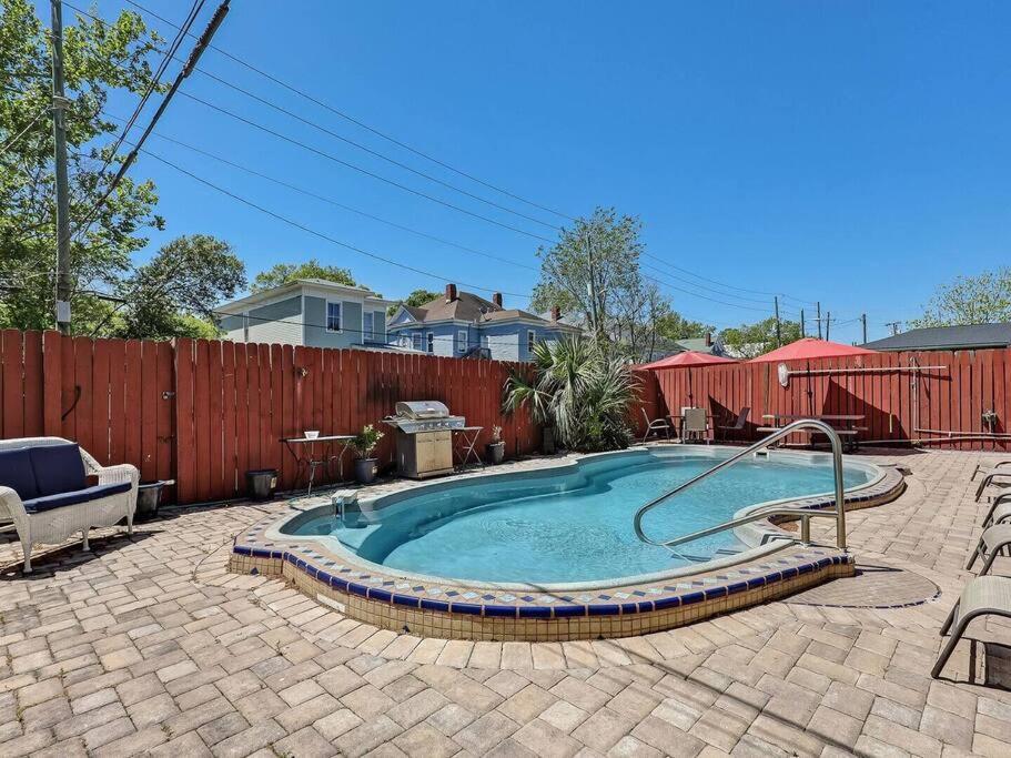 Historic Savannah Gold Private Condo With Pool - 2Bed, 1&Half Bath, Sleeps 6, 1St Floor, 15 Min Walk To Historic Savannah Center And All Attractions Exterior foto